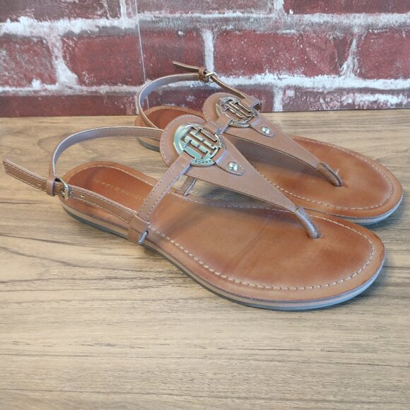 Tommy Hilfiger Shoes - Tommy Hilfiger Sandals Womens Size 8 Leather Causal Easy On Flat Sandals Thong